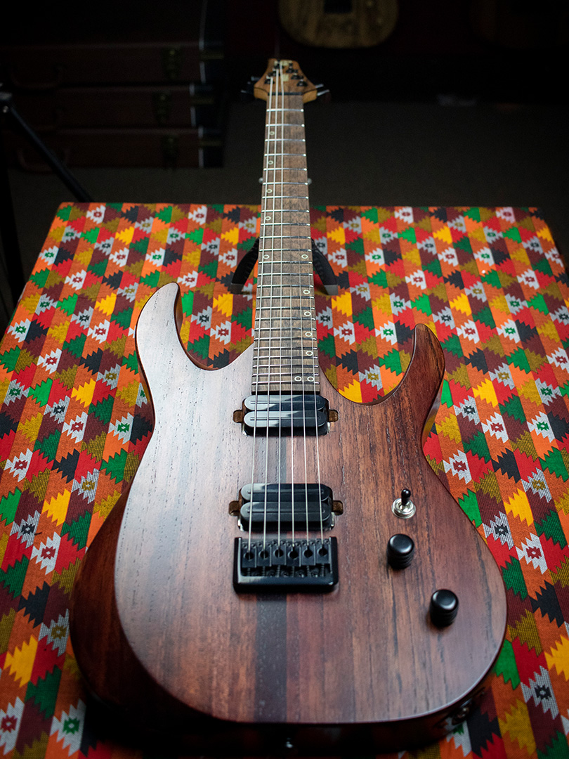 "Standard Series" Rosewood Stained Baaz