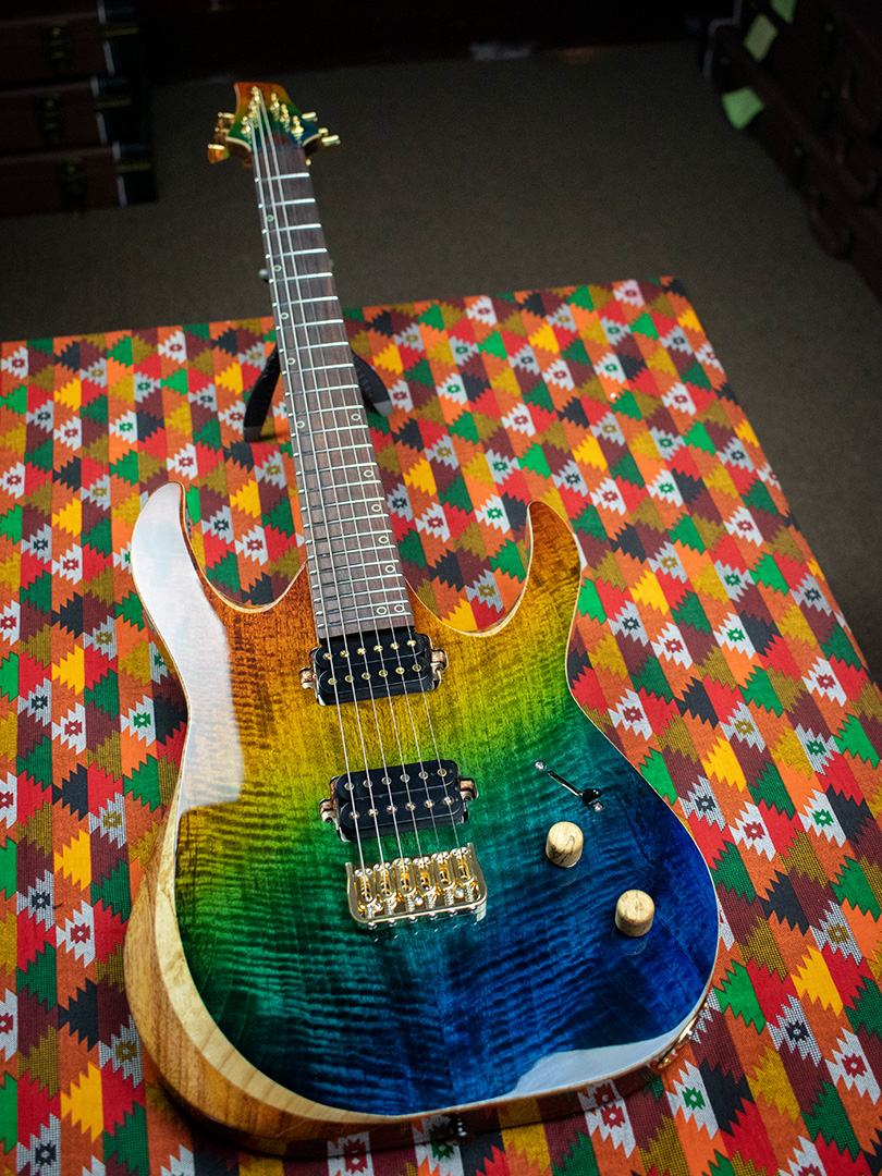 "Pro Series" Holi Baaz