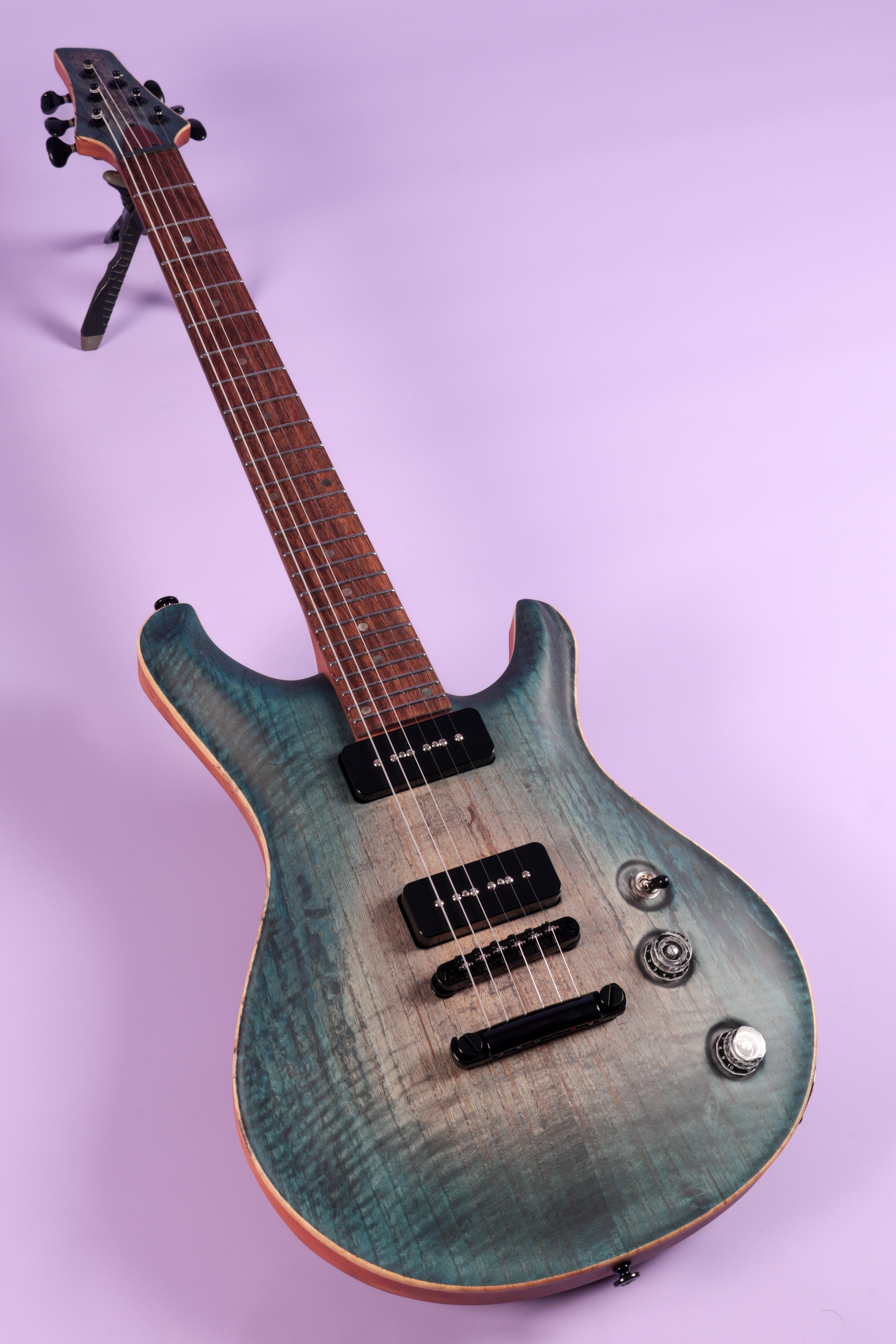 **Standard Series** Island Burst Danphe